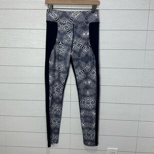 Sam Edelman Large Navy Snakeskin Print Leggings